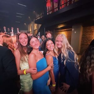 Meet your Posher, Lucy